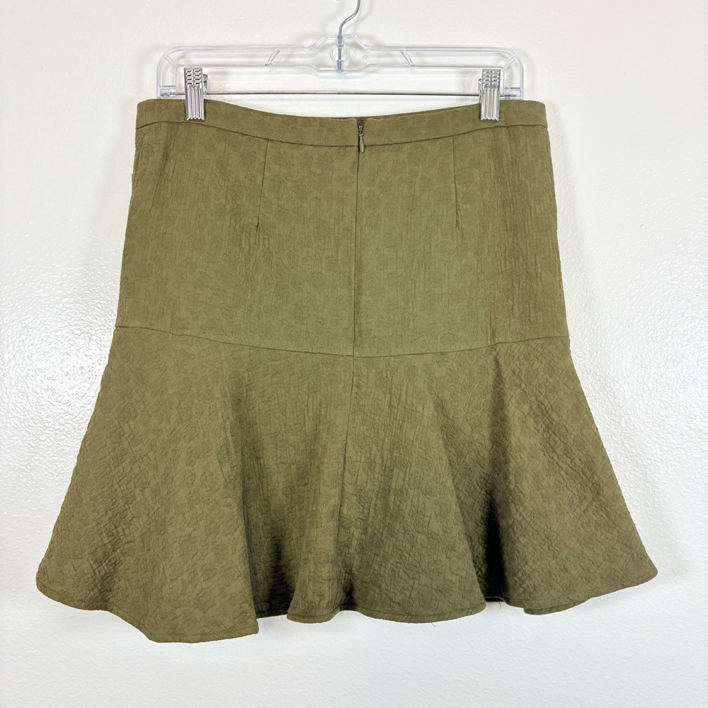 Halogen Olive Green Textured Flounce Skirt Size 8 Preppy Office Classic Feminine